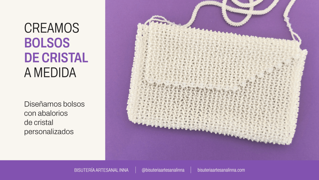 Publicación que promociona el servicio de creación de bolsos de abalorios de cristal hechos a mano de Bisutería Artesanal Inna